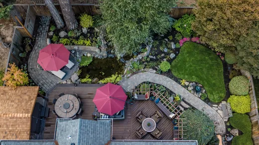 Landscape installation or grounds maintenance by Earthworks Landscape Service