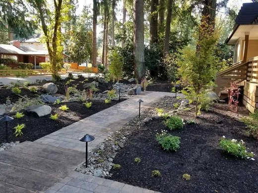 Landscape installation or grounds maintenance by Earthworks Landscape Service