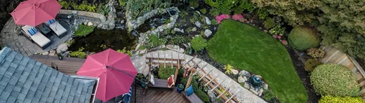 Landscape installation or grounds maintenance by Earthworks Landscape Service